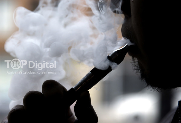 호주 청소년의 대표적 공공의 적이 되고 있는 전자담배